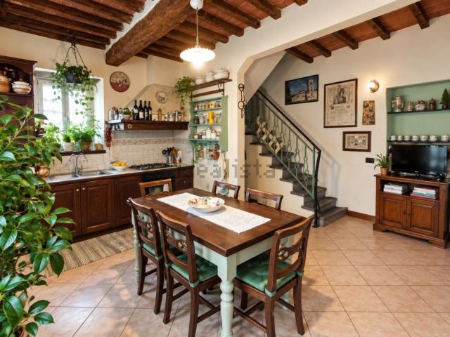 Casa in vendita a Campiglioni, Camaiore