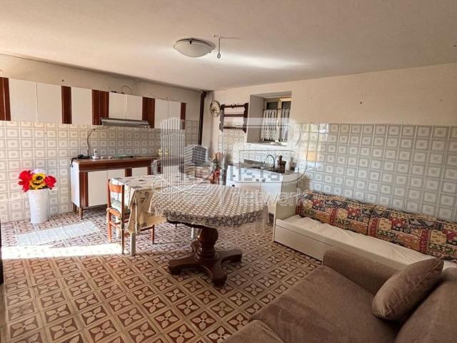 Casa in vendita a Turano, Marina Di Massa