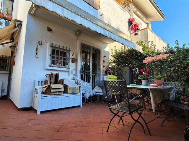 Casa in vendita a Marina Di Massa, Toscana