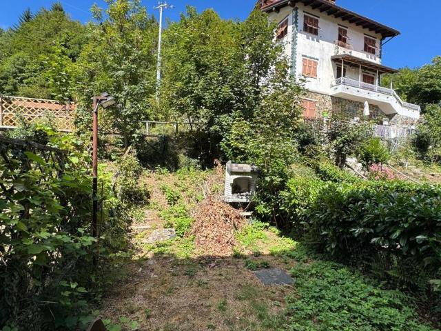 Casa in vendita a Urbe, Liguria