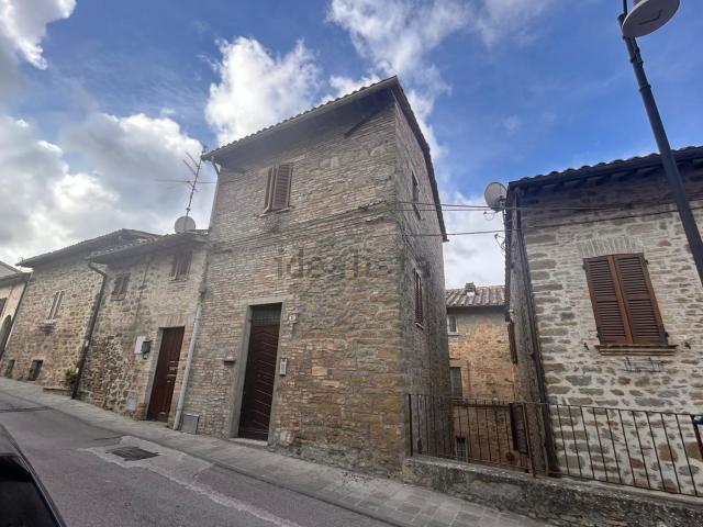 Casa in vendita a Colle, Bettona