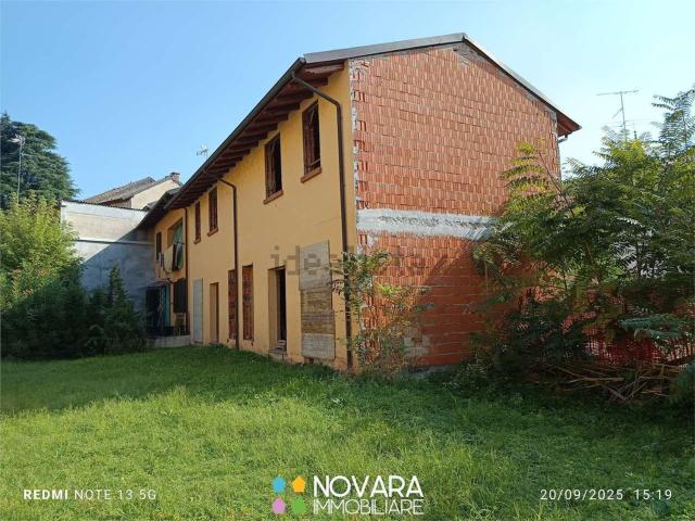 Casa in vendita a Gravellona Lomellina, Lombardia