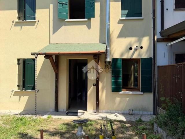 Casa in vendita a Villorba, Lancenigo
