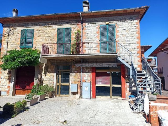 Casa in vendita a Panicale, Umbria