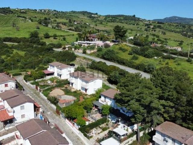 Casa in vendita a Calabria, Cosenza