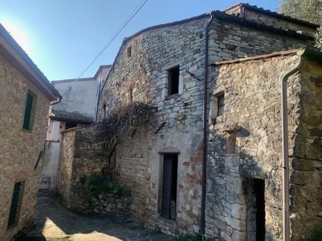 Casa in vendita a Bagni Di Lucca Ponte, Toscana