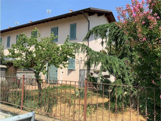 Casa in vendita a Dorno, Lombardia