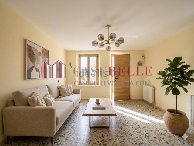 Casa in vendita a Camaiore, Toscana