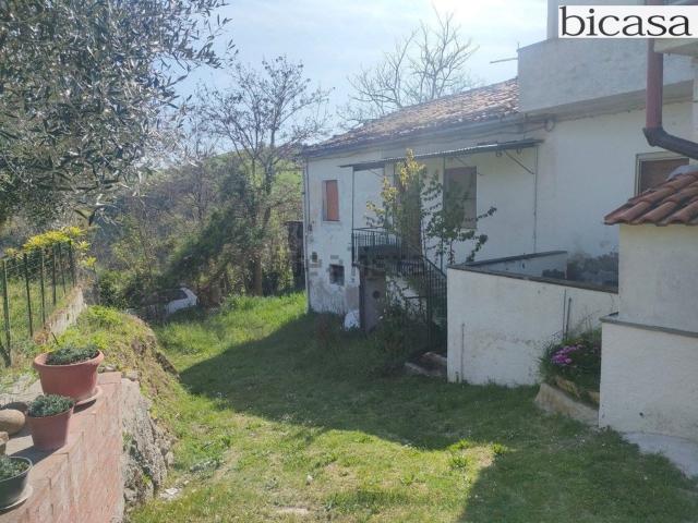 Casa in vendita a Monteciccardo, Marche