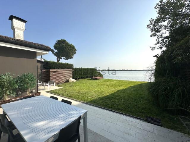 Casa in vendita a Rosolina, Veneto