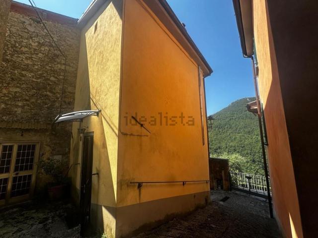Casa in vendita a Vergemoli, Fabbriche di Vergemoli