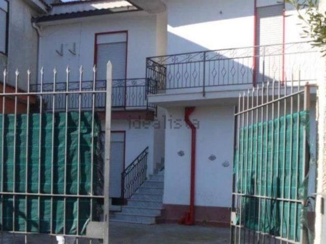 Casa in vendita a Carini, Sicilia