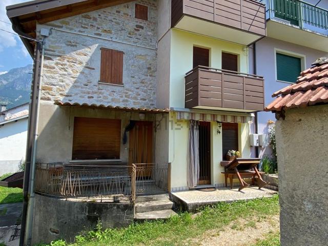 Casa in vendita a Chies d'Alpago, Chies D'alpago