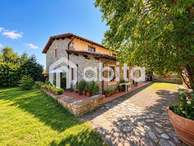 Casa in vendita a Cascia, Reggello