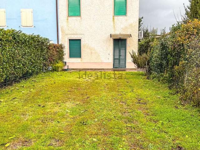 Casa in vendita a Chiesina Uzzanese, Toscana