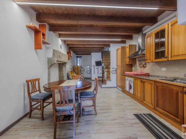 Casa in vendita a Poppi, Toscana