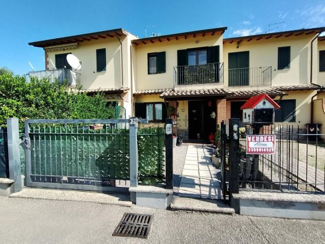Casa in vendita a Tuoro Sul Trasimeno, Umbria