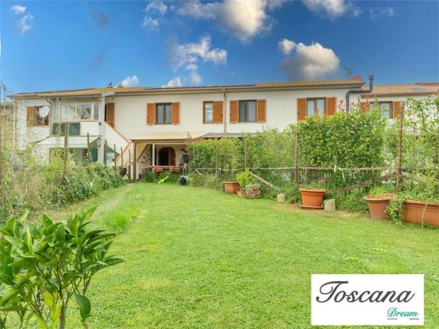 Casa in vendita a Case Due, Suvereto