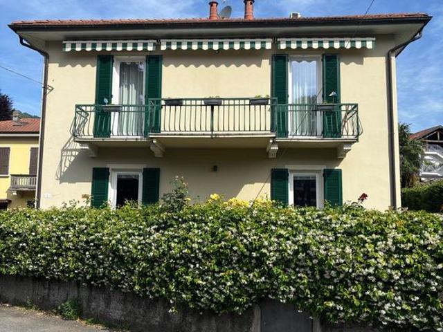 Villa Schiera in vendita a Zoverallo, Piemonte