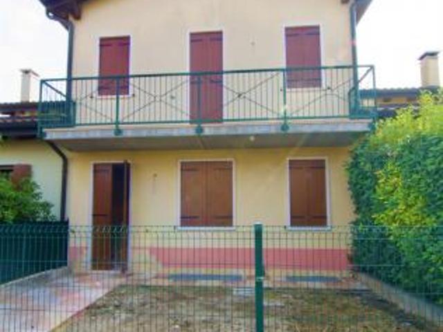 Villa Indipendente in vendita a Arcole, Veneto