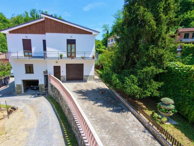Villa Indipendente in vendita a Dego, Liguria
