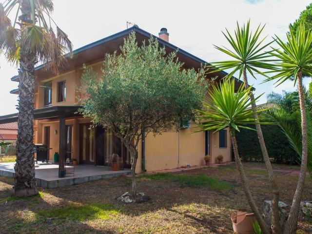Casa in affitto a Aci Sant'antonio, Sicilia