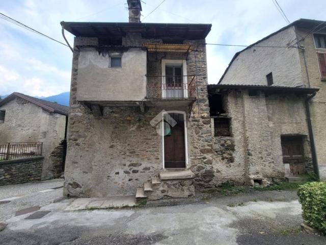 Casa in affitto a Buglio In Monte, Lombardia