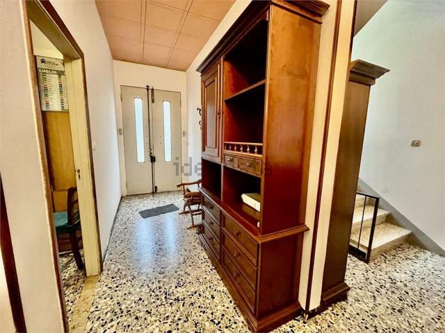 Casa in affitto a Tresinaro - Secchia, Re