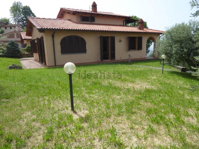 Casa in affitto a Unione di Comuni Valdarno e Valdisieve, Reggello