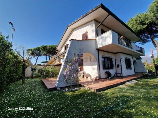 Casa in affitto a Roma Imperiale, Forte Dei Marmi