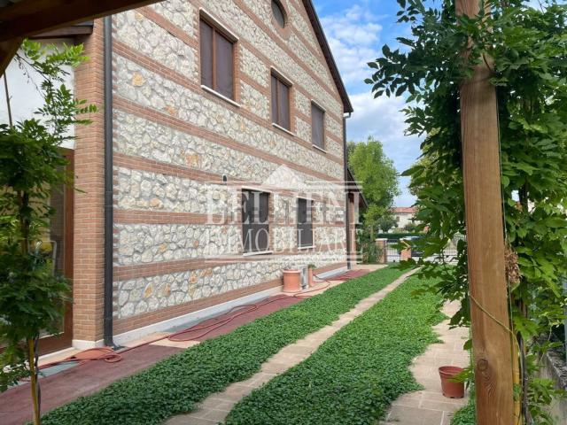 Casa in affitto a Vigardolo, Monticello Conte Otto