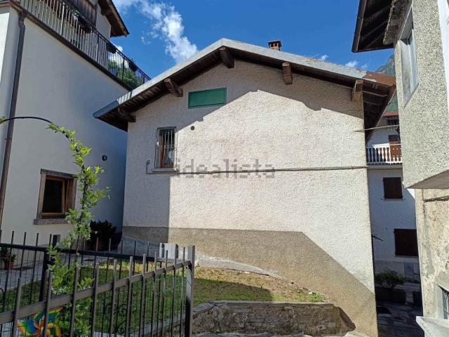 Casa in affitto a Comunità Montana della Valle Brembana, Branzi