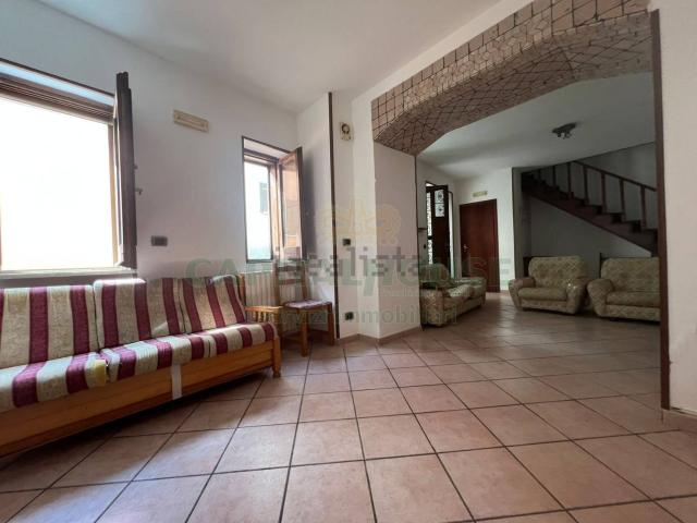 Casa in affitto a Santo Stefano Del Sole, Campania