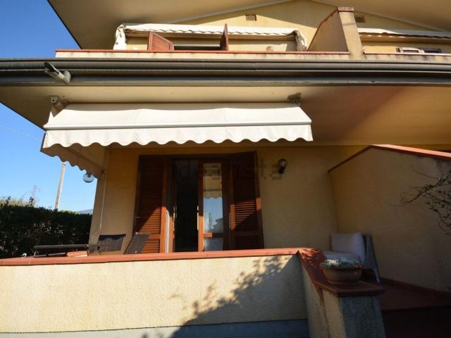 Casa in affitto a Montignoso, Toscana