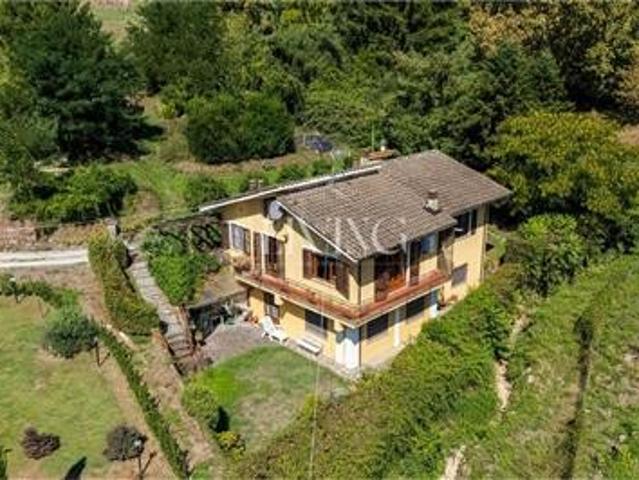 Villa Indipendente in vendita a Valdottavo, Borgo a Mozzano