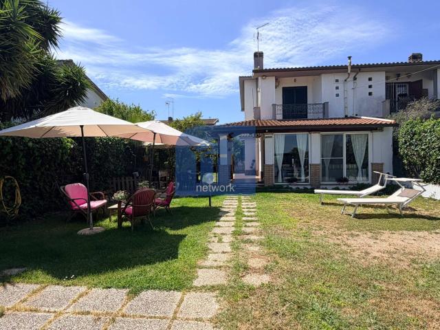 Villa Indipendente in vendita a Roma Capitale, Lazio