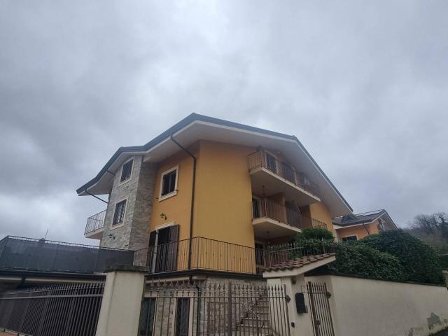 Villa Indipendente in vendita a Avellino, Campania