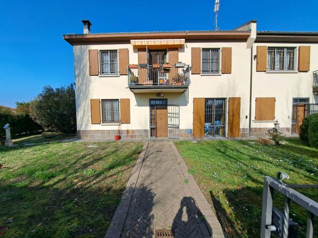 Villa Indipendente in vendita a San Nicolò di Villola, Bologna