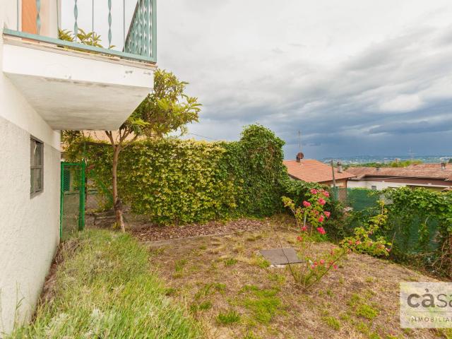 Villa Indipendente in vendita a Casciago, Lombardia