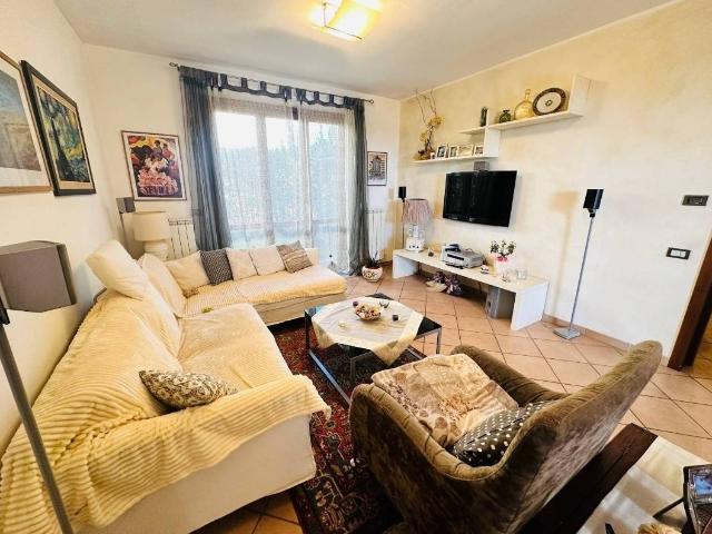 Villa Indipendente in vendita a San Donato, Cascina