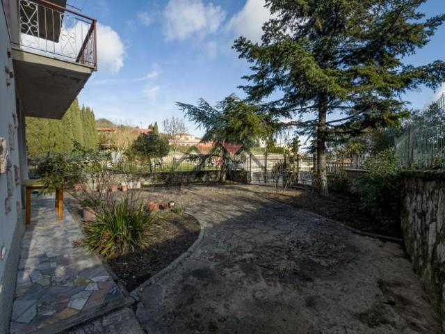 Villa Indipendente in vendita a Castelnuovo Val Di Cecina, Toscana