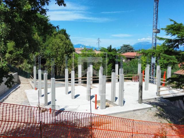 Villa Indipendente in vendita a Vicina, Desenzano Del Garda