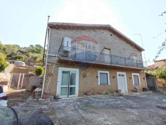 Villa Indipendente in vendita a Piazza, Sicilia