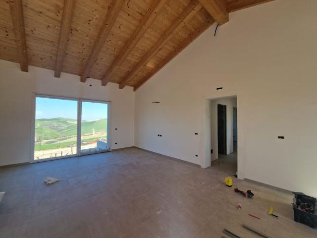 Villa Indipendente in vendita a Marche, Macerata