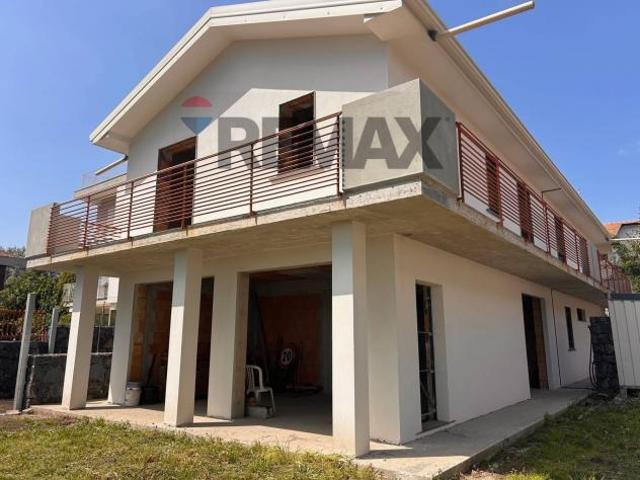 Villa Indipendente in vendita a Viagrande, Sicilia