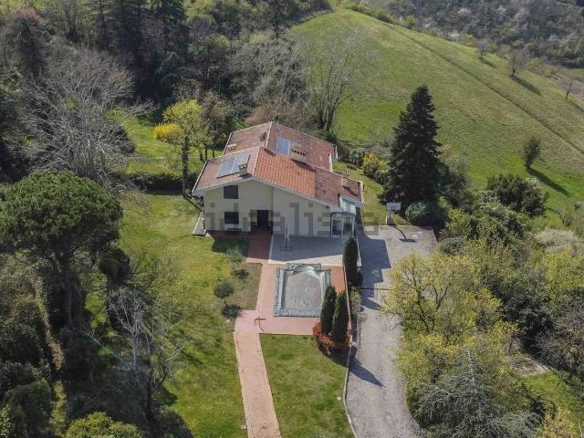 Casa in vendita a Unione dei comuni Valli del Reno, Lavino e Samoggia, Zola Predosa