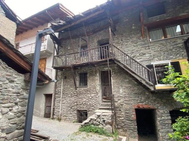 Casa in vendita a La Bâtise, Nus