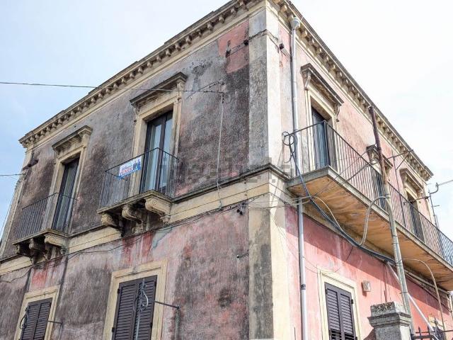 Casa in vendita a Acireale, Sicilia