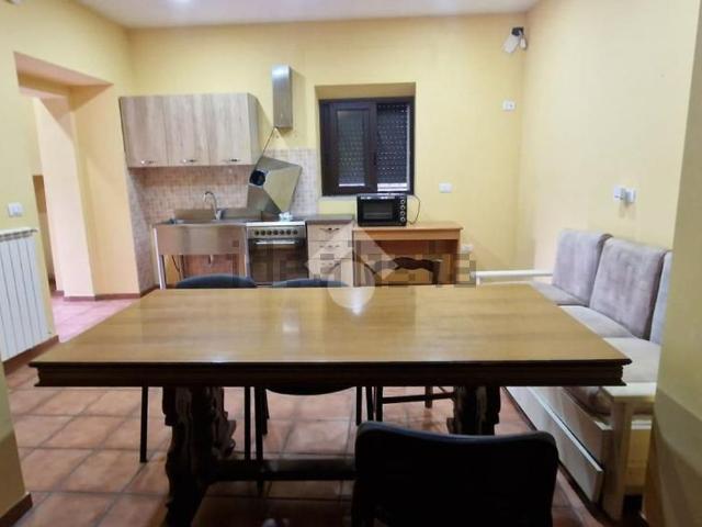 Casa in vendita a Montesarchio, Campania