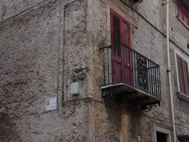 Casa in vendita a Solopaca, Campania